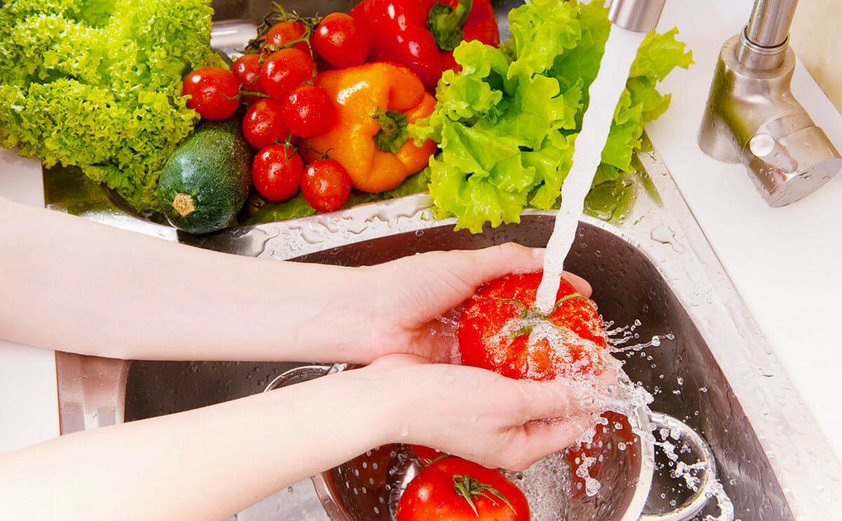 4 Ways to Wash Different Fruits and Vegetables